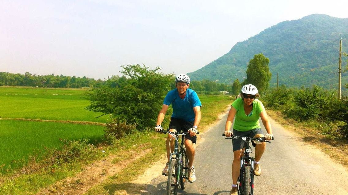 Vietnam’s Ultimate 43-Day Cycling Adventure from North to South